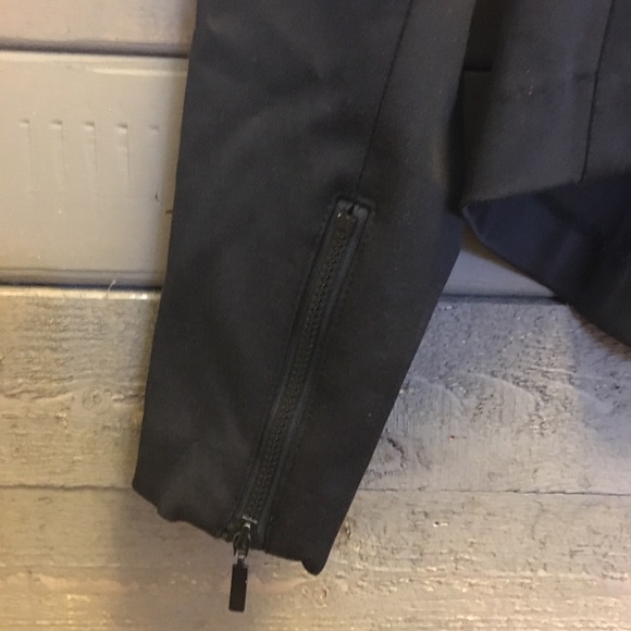 Dynamite black silky blazer - Picture 4 of 4